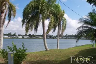 3107 Indian Village Ln, North Fort Myers, FL 33917 - Photo 1