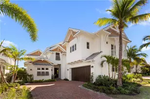 61 14th St S, Naples, FL 34102 - Photo 1