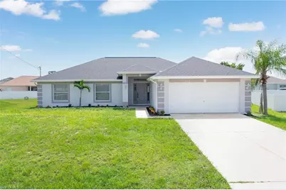 1518 NE 43rd Ln, Cape Coral, FL 33909 - Photo 1