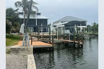 3 Palmview Blvd, Fort Myers Beach, FL 33931 - Photo 1