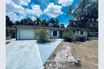 242 Delray Ave, Fort Myers, FL 33905 - Photo 1