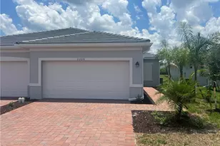 2220 Dragonfruit Wy, Naples, FL 34120 - Photo 1