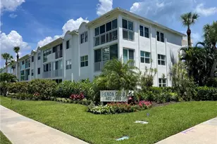 440 Broad Ave S, Naples, FL 34102 - Photo 1