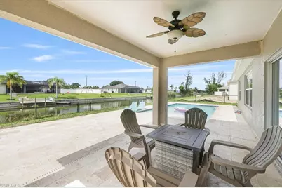 529 SW 26th Ter, Cape Coral, FL 33914 - Photo 1