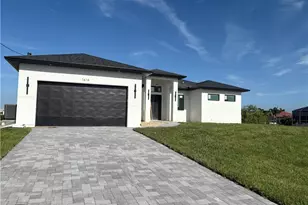 1614 NE 1st Pl, Cape Coral, FL 33909 - Photo 1