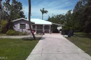 48 W North Shore Ave, North Fort Myers, FL 33903 - Photo 1