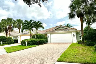 3689 Yakobi Ln, Naples, FL 34119 - Photo 1