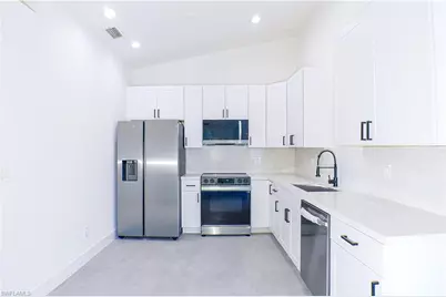 607 Hancock Bridge Pkwy, Cape Coral, FL 33990 - Photo 1