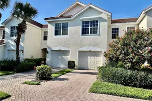 1164 Oxford Ln, Naples, FL 34105 - Photo 1