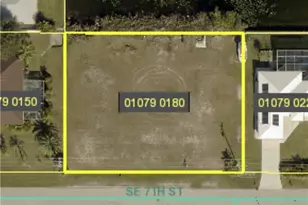 429 SE 7th St, Cape Coral, FL 33990 - Photo 1