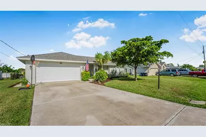 17469 Meadow Lake Cir, Fort Myers, FL 33967 - Photo 1