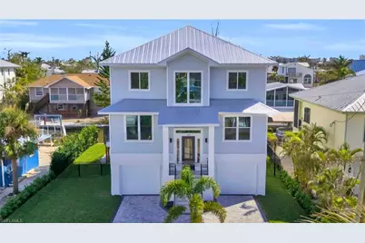 180 Flamingo St, Fort Myers Beach, FL 33931 - Photo 1