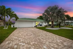1421 Viking Ct, Cape Coral, FL 33904 - Photo 1