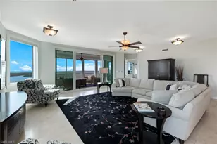 275 Indies Way, Naples, FL 34110 - Photo 1