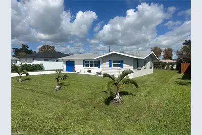 723 Sabur Ct, Cape Coral, FL 33904 - Photo 1