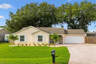 8492 Coral Dr, Fort Myers, FL 33967 - Photo 1