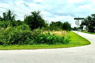 320 Sunset Blvd E, Punta Gorda, FL 33982 - Photo 1