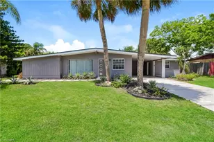 1642 Banyan Dr, Venice, FL 34293 - Photo 1