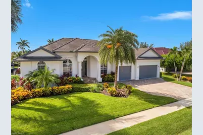 609 Crescent St, Marco Island, FL 34145 - Photo 1