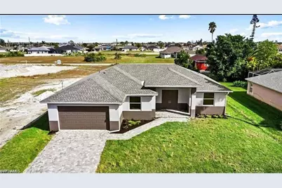 1010 NE 5th Ave, Cape Coral, FL 33909 - Photo 1