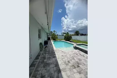 309 SE 43rd Ln, Cape Coral, FL 33904 - Photo 1