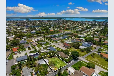 410 Quail Dr, Marco Island, FL 34145 - Photo 1