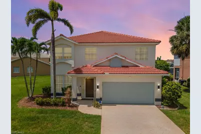7843 Cameron Cir, Fort Myers, FL 33912 - Photo 1