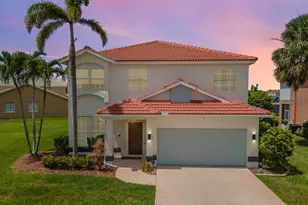 7843 Cameron Cir, Fort Myers, FL 33912 - Photo 1