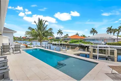 1048 Cottonwood Ct, Marco Island, FL 34145 - Photo 1