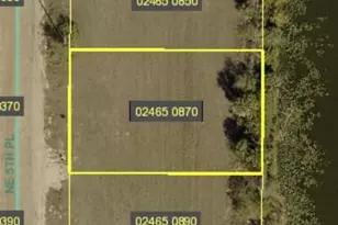 1025 NE 5th Pl, Cape Coral, FL 33909 - Photo 1