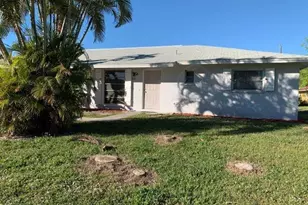 695 110th Ave N, Naples, FL 34108 - Photo 1