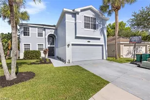 109 Burnt Pine Dr, Naples, FL 34119 - Photo 1