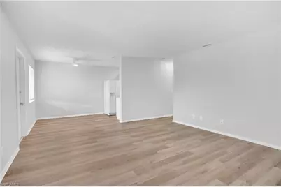 4627 Bayshore Dr #I8, Naples, FL 34112 - Photo 1