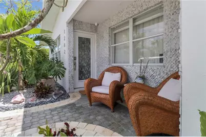 1282 Illinois Dr, Naples, FL 34103 - Photo 1