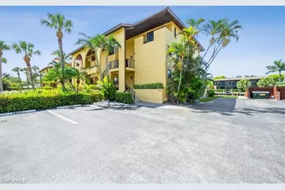 1400 Blue Point Ave #207, Naples, FL 34102 - Photo 1