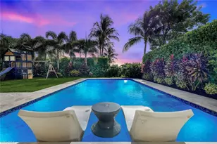 2704 Crystal Way, Naples, FL 34119 - Photo 1