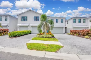 13058 Pembroke Dr, Naples, FL 34105 - Photo 1
