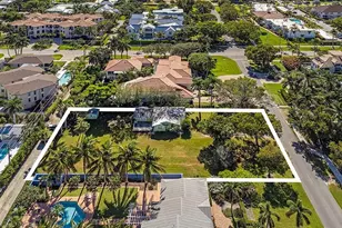 955 6th St S, Naples, FL 34102 - Photo 1