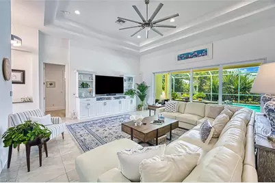 16 Willoughby Dr, Naples, FL 34110 - Photo 1