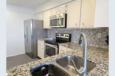 13511 Stratford Place Cir #202, Fort Myers, FL 33919 - Photo 1