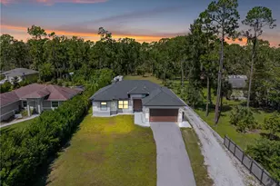 1523 Everglades Blvd N, Naples, FL 34120 - Photo 1