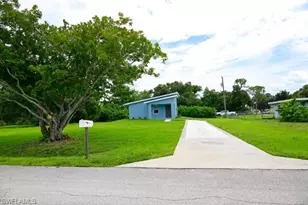 1164 Orange Ave, North Fort Myers, FL 33903 - Photo 1