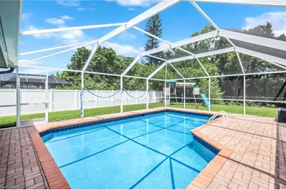 539 Cypress Way E, Naples, FL 34110 - Photo 1