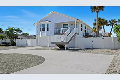 7868 Buccaneer Dr, Fort Myers Beach, FL 33931 - Photo 1