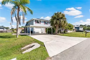 8137 Gull Ln, Fort Myers, FL 33967 - Photo 1