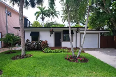 3240 Collee Ct, Naples, FL 34112 - Photo 1