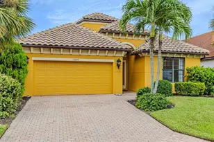 12093 Country Day Cir, Fort Myers, FL 33913 - Photo 1