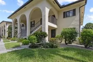 4610 Chantelle Dr, Naples, FL 34112 - Photo 1