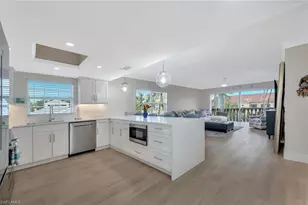 666 3rd St S, Naples, FL 34102 - Photo 1