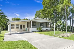 190 Lime Key Ln, Naples, FL 34114 - Photo 1